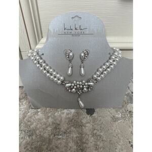 Nicole Miller Pearl two piece‎ set earrings and necklace jewelry